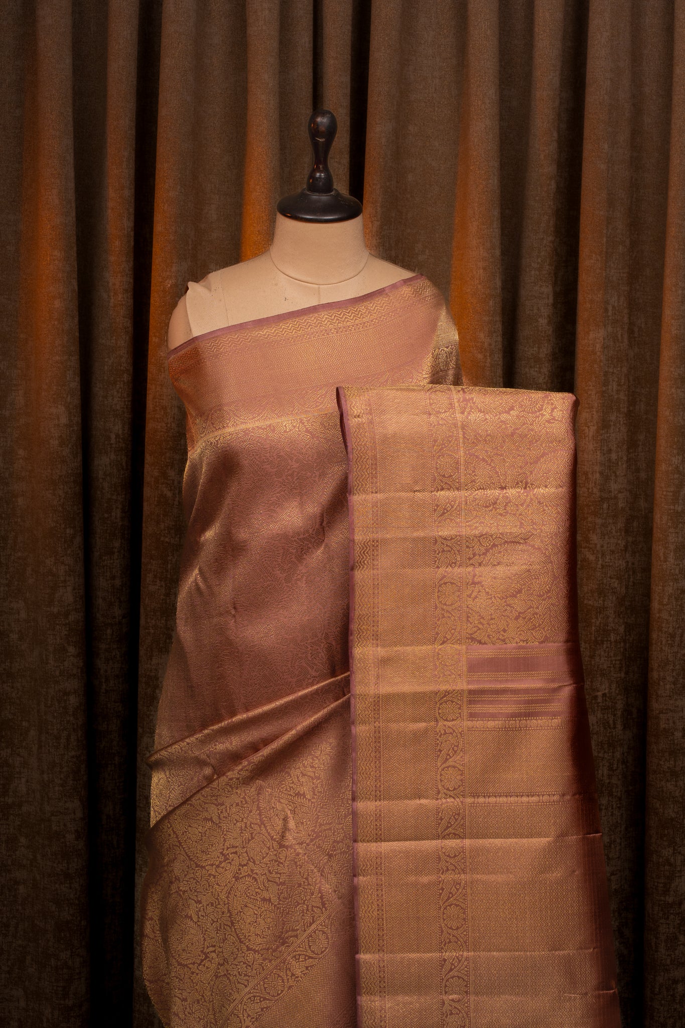 Apricot peach paisley vanasingaram brocade  pure kanchipuram silk saree