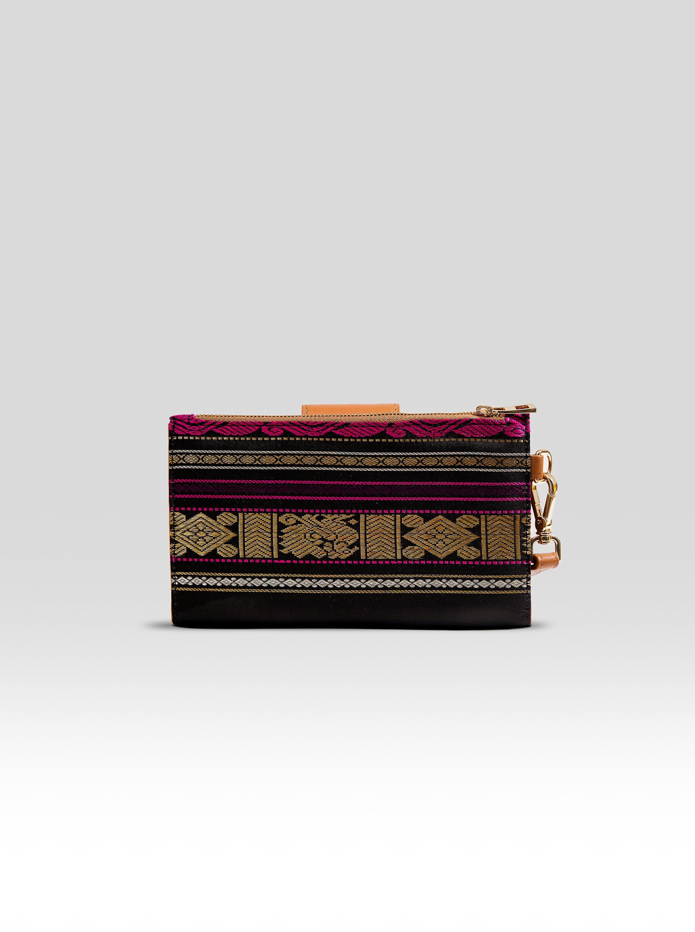 Black Pure Zari Kanchipuram Silk Wallet: Exquisite Handcrafted Silk Wallet Adorned with Intricate Zari Detailing
